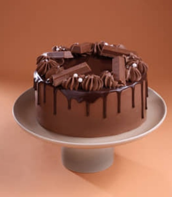 KitKat Swirls Drip Birthday Cake