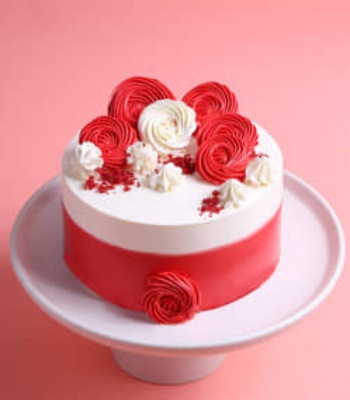 Rosette Love Red Velvet Cake