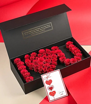 Valentine's Day 'I Love You' Flower Arrangement