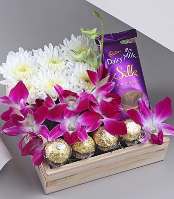 Valentine's Day Orchids & Chocolate Combo