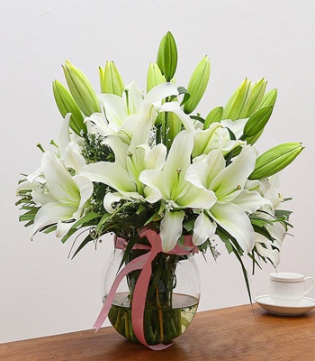 White Asiatic Lilies in Fishbowl Vase - 10 Stems
