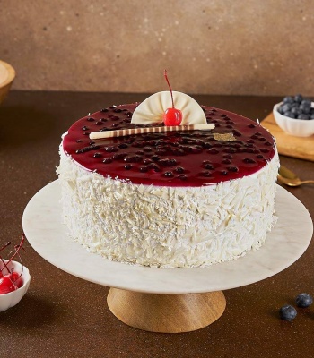 White Chocolate Blueberry Cake