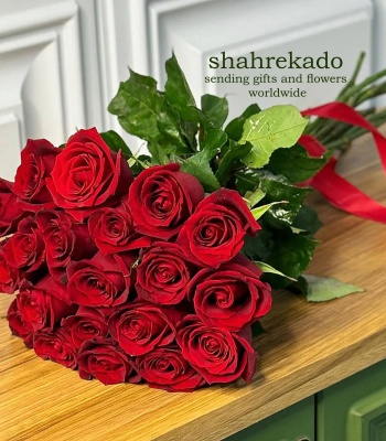 Long Stem Red Roses