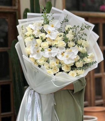 Rose And Orchid Bouquet