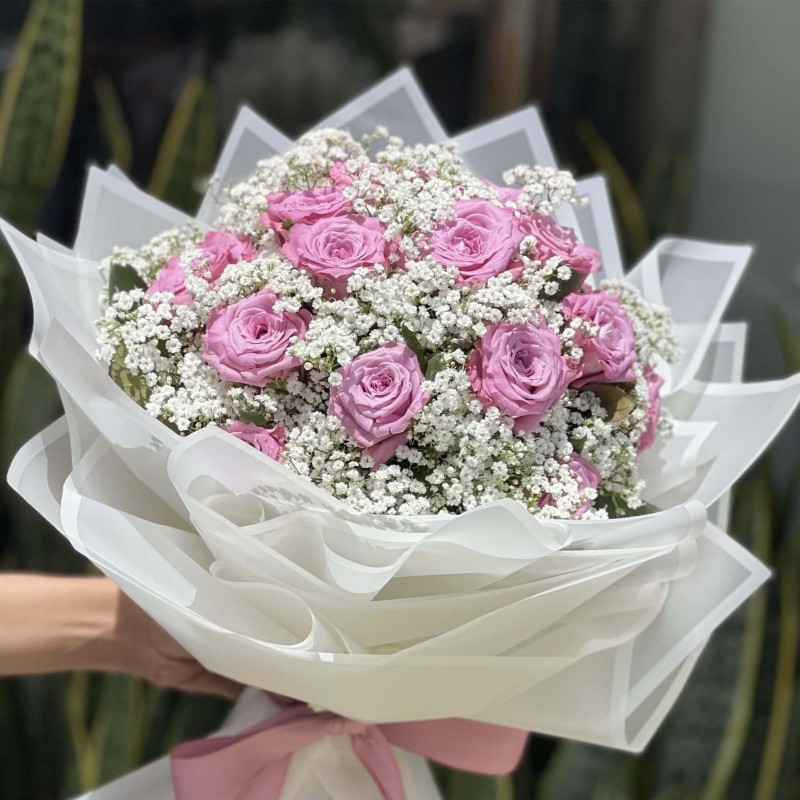 Rose Bouquet with Gypsophila
