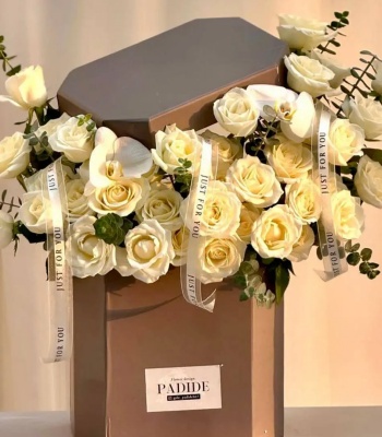 White Rose & Orchid Elegance Box