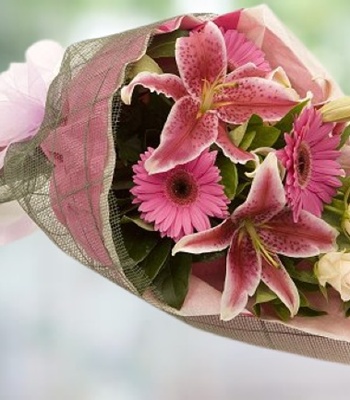 Mix Flower Bouquet - Lily, Rose and Gerbera