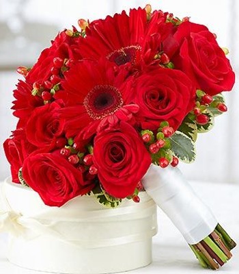 Rose and Gerbera Daisy Bouquet Hand-Tied by Expert