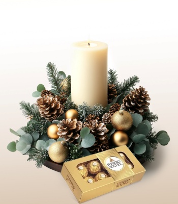 Christmas Candle Centerpiece