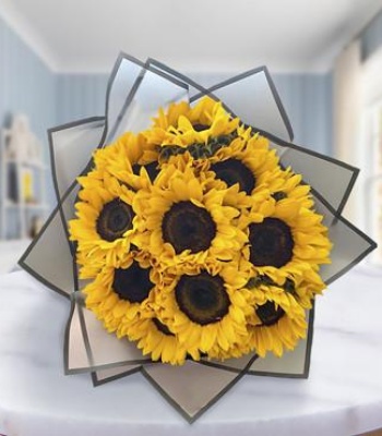 Fresh Sunflowers Bouquet