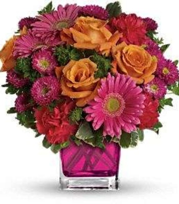 Pink Roses & Gerberas Flower Arrangement in Glass Vase