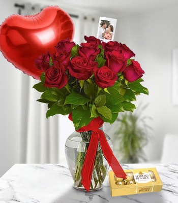 Valentine's Day Flowers And chocolates