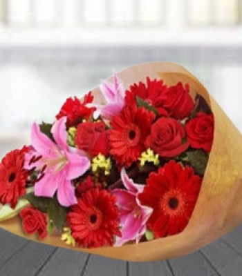 Mix Flower Bouquet - Red Rose, Gerbra Daisy and Lily