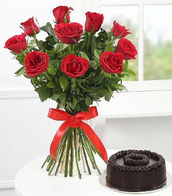 Flower And Cake Gift Combo - Roses with Chocolate Cake