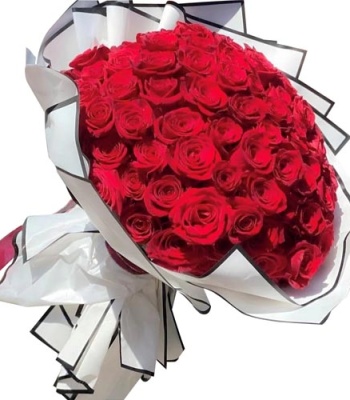 100 Fresh Red Roses Bouquet