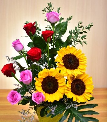 Sunflower & Rose Arrangement with Free Vase