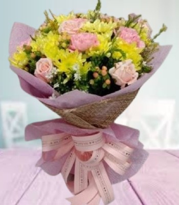 Chrysanthemums Flower Bouquet with Rose and Carnation