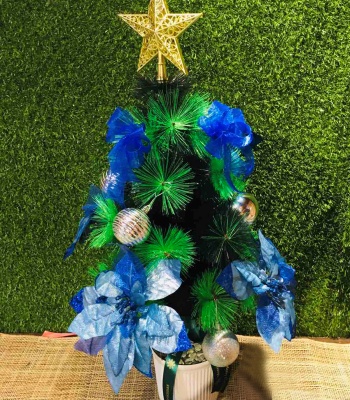 Christmas Tree - Merry and Bright