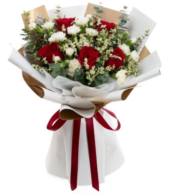 Love & Romance Flower Bouquet