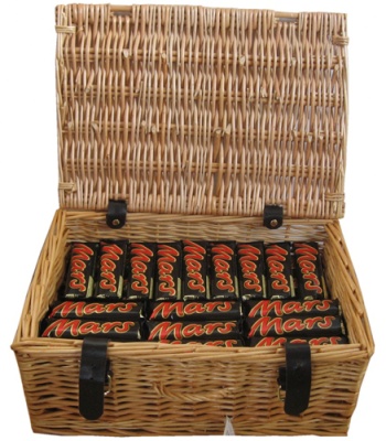 Mars Lovers 30 Bar Wicker Hamper