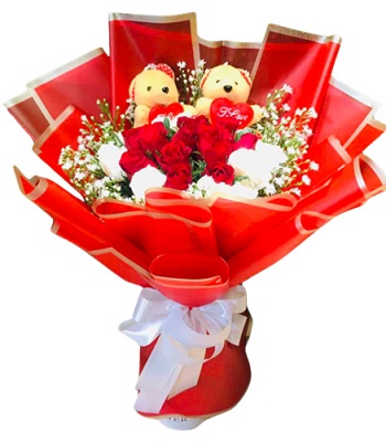 Romantic Roses With Teddy Bear