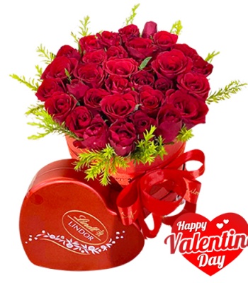 Valentine's Day 24 Red Roses With Lindt Chocolates