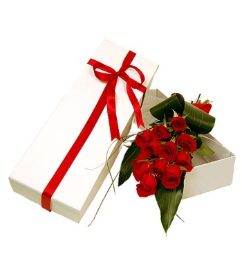 Valentine's Day Red Roses in Box - 6 Stems