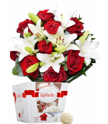 Lilies and Roses Flower Bouquet
