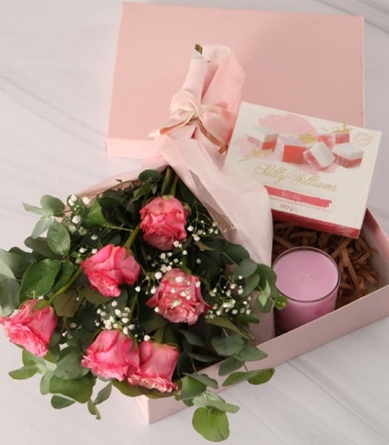 6 Pink Roses