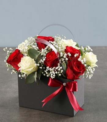 Red and White Rose Box