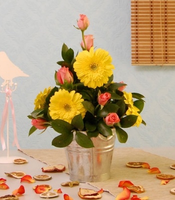 Gerbera And Rose Basket