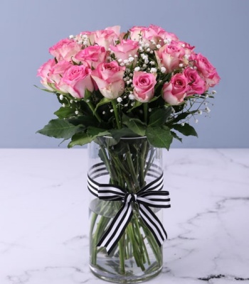 Pink Rose Arrangement In Vase