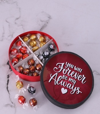 Valentine's Day Chocolate Box - Round Chocolate Box