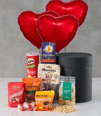 Valentine's Day Snacks Hat Box With Heart Balloon