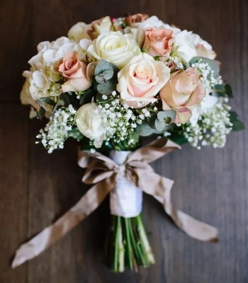 Bridal Roses Bouquet