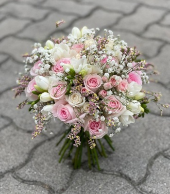 Fresh Flowers Bridal Bouquet