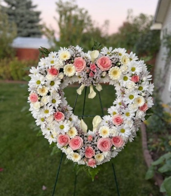 Funeral Standing Heart Shape Wreath