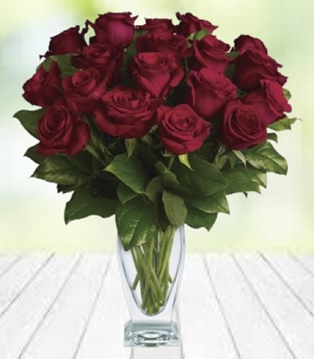 18 Red Rose Flower Arrangement in Gorgeous Couture Vase