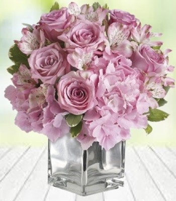 Lavender Roses with Pink Hydrangea