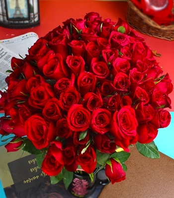 50 Red Roses With Greenery