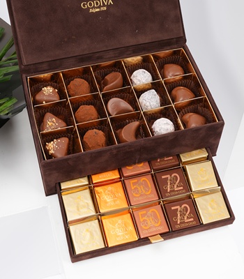 Godiva Chocolate Box - 330 g
