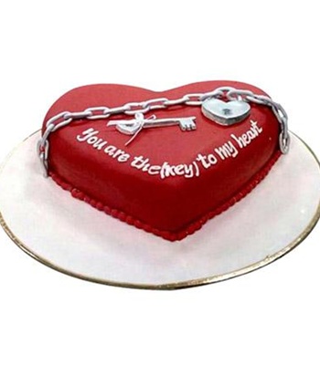Key And Heart Cake
