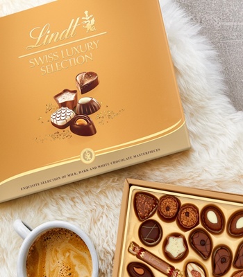 Lindt Swiss Chocolate - Luxury Selection Deluxe 415g