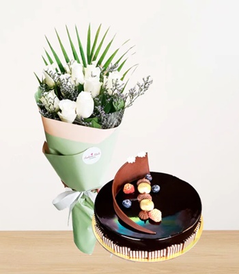 White Roses With Chocolate Truffle Cake