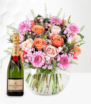 Housewarming Flowers With Moet