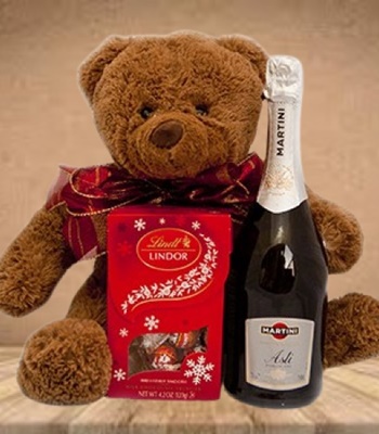 Signs of Affection - Sparkling Wine with Goodies