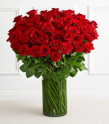 100 Long Stem Red Roses Bouquet