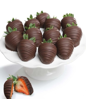 Belgian Dark Chocolate Covered Strawberries - 12 Pieces