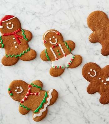 Gingerbread People DIY Baking Kit