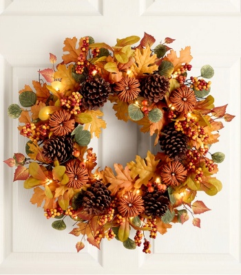 Maple Pumpkin Wreath with Lights - 24 Inches